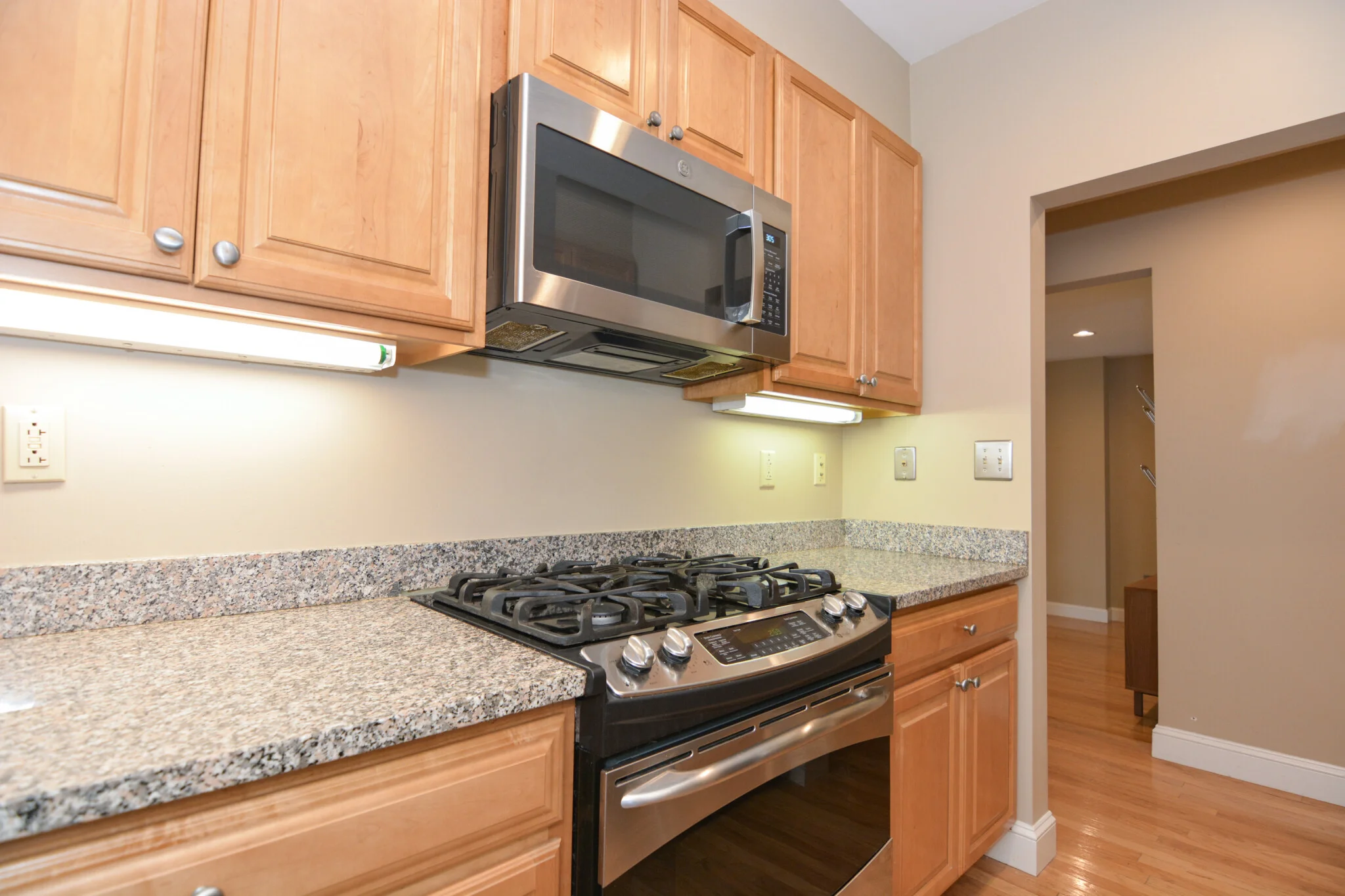 1723 Washington St, South End