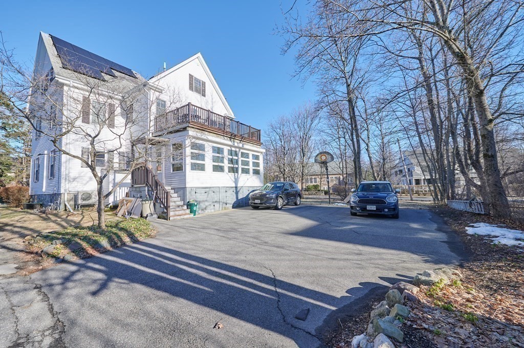 18 Forest St, Lexington