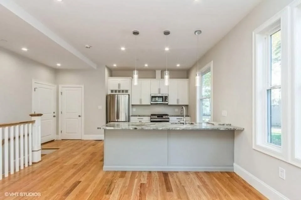 111 Hutchings St, Jamaica Plain