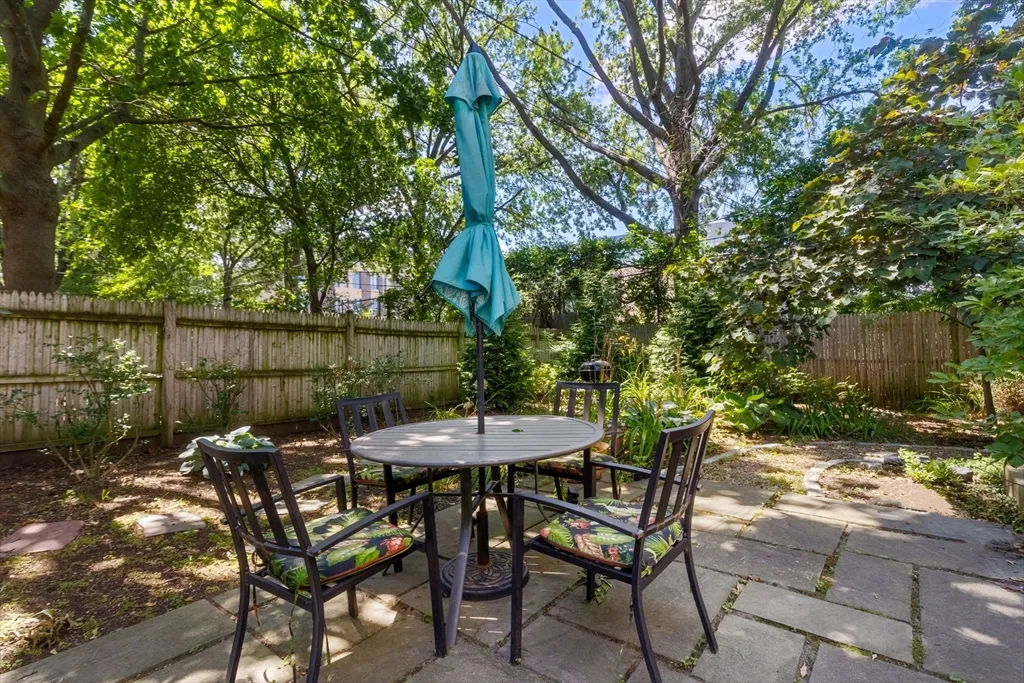 35 Alpine St, West Cambridge