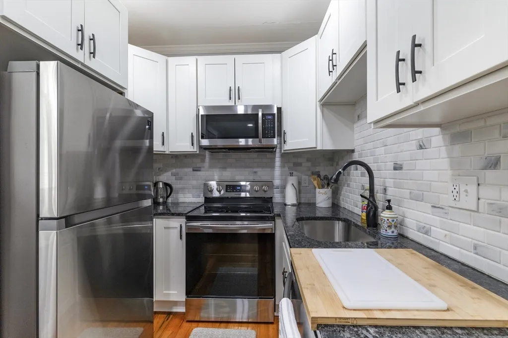 32 Reedsdale St, Allston