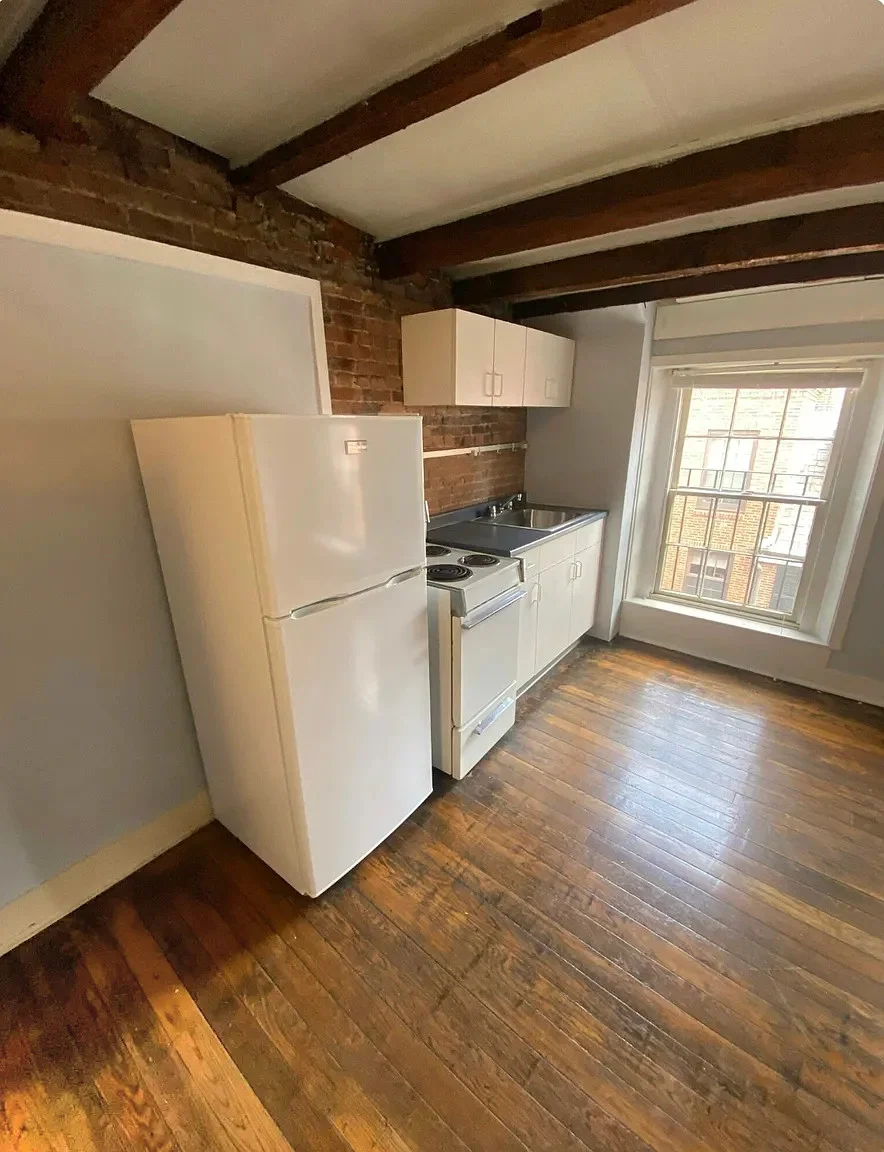 90 Myrtle St, Beacon Hill