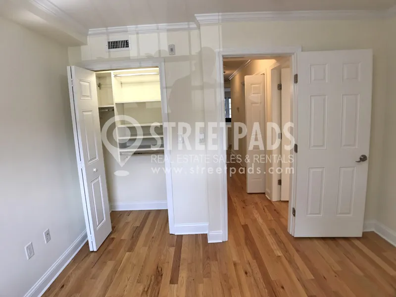 55 Langdon St, Neighborhood Nine