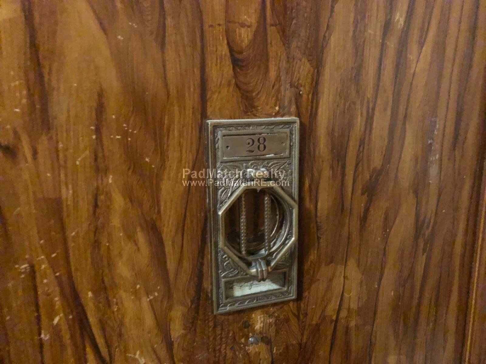 2045 Commonwealth Ave, Brighton