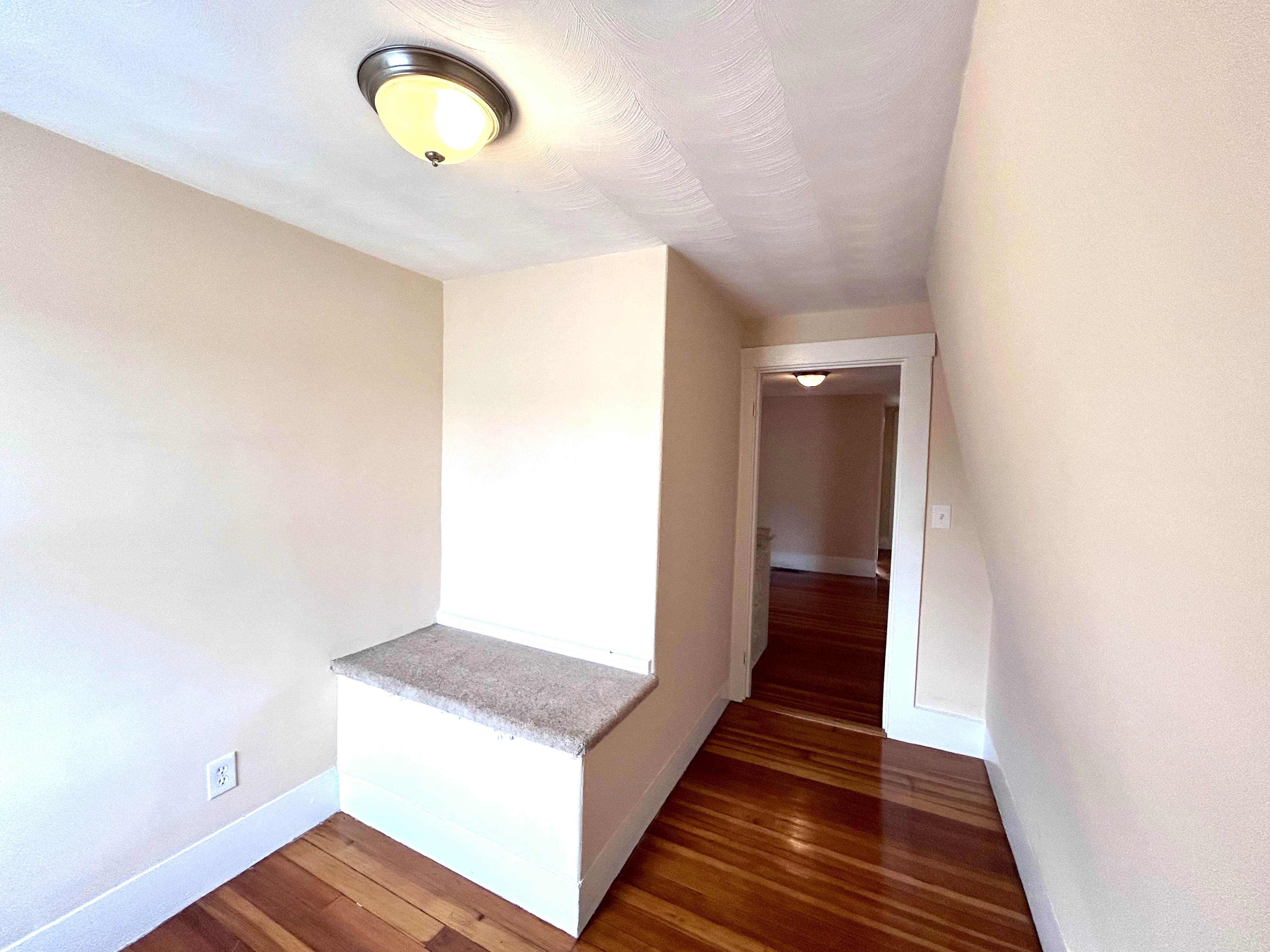 41 Mount Vernon St, East Somerville