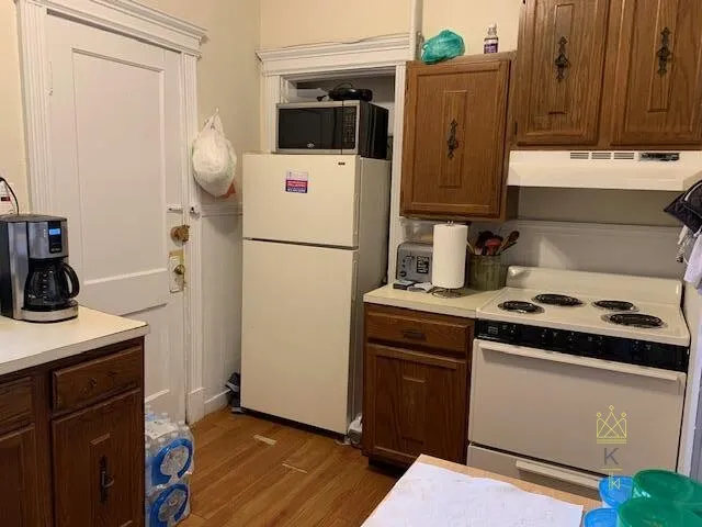 1957 Commonwealth Ave, Brighton