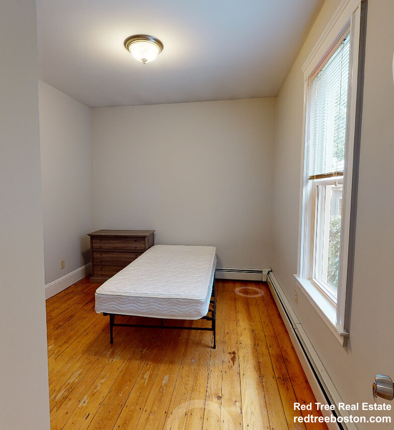 11 Beacon St, Ward Two