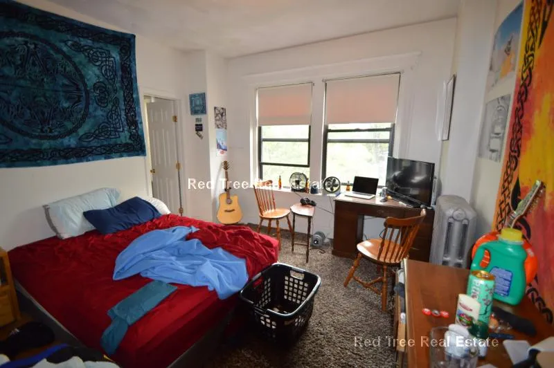 29 Cummings Rd, Brighton