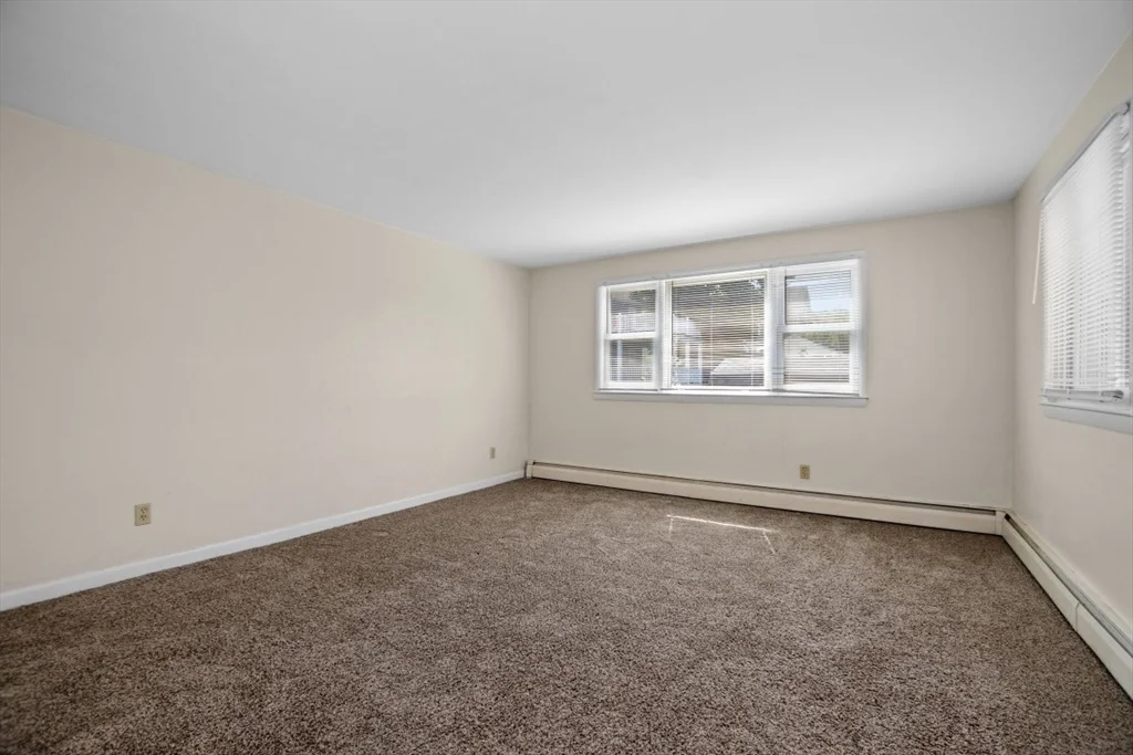 623 Quincy Shore Dr, Wollaston