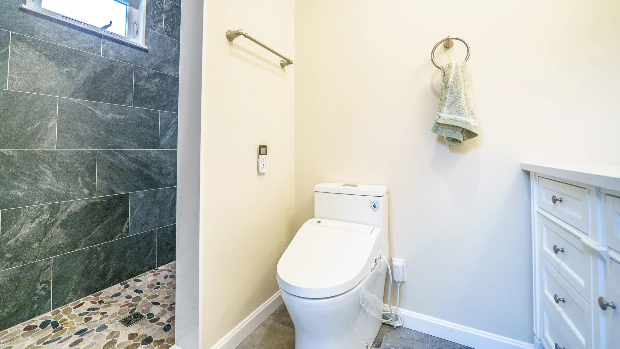 300 Adams St, Nonantum