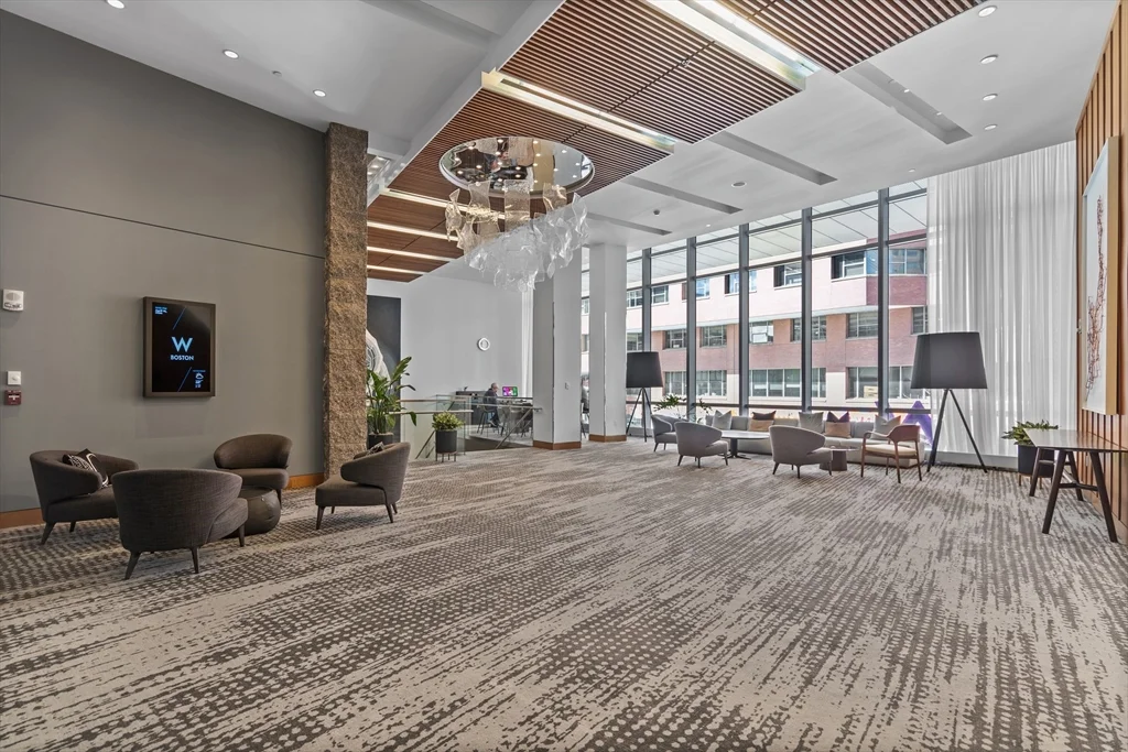 110 Stuart St, Back Bay