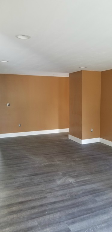 51 Moore Rd, New Braintree