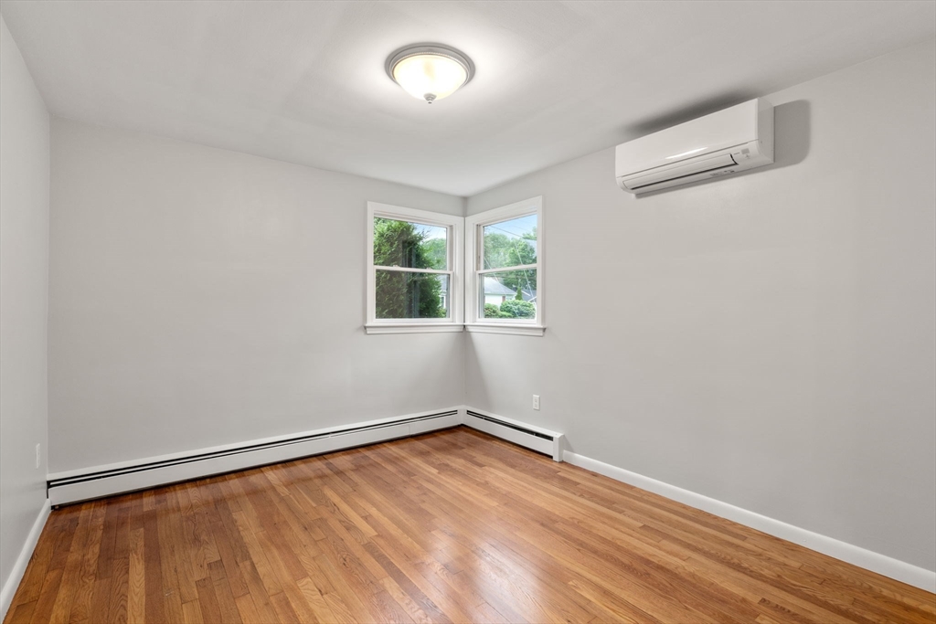 69 Summit Ave, Marlborough