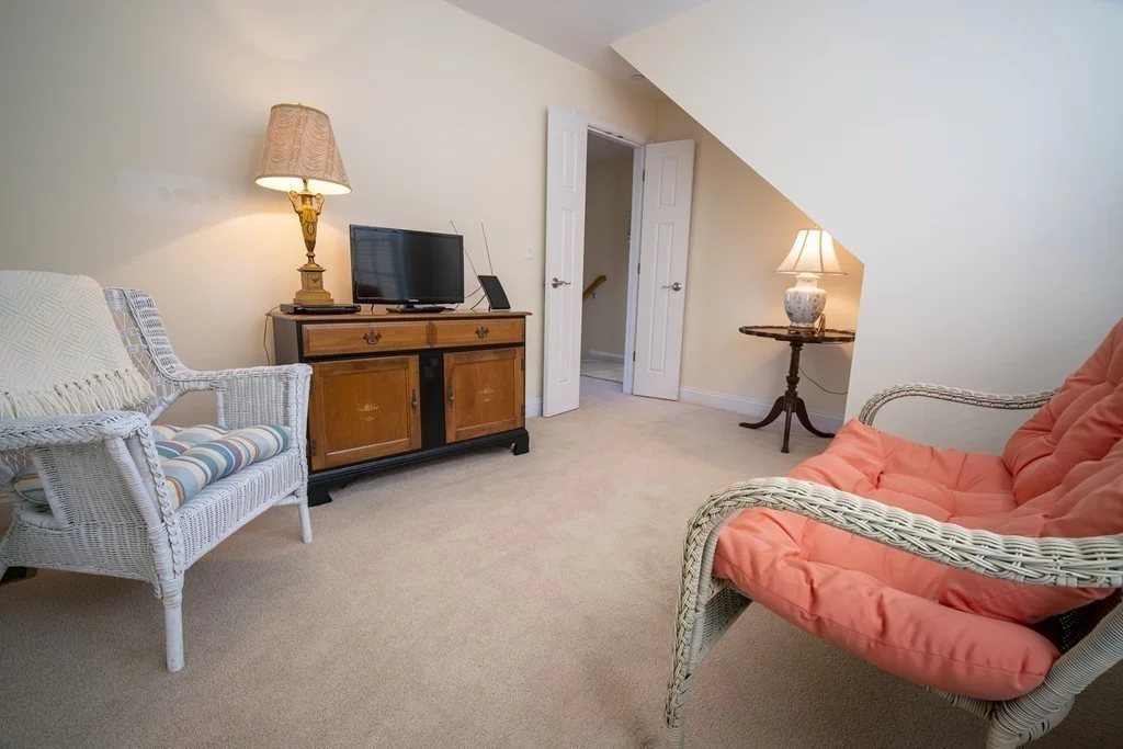 93 E Central St, East Natick