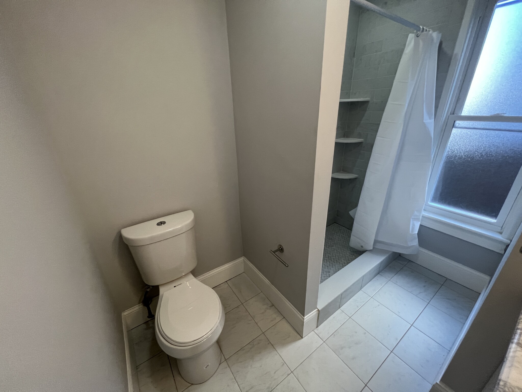 374 Oxford St, Baldwin