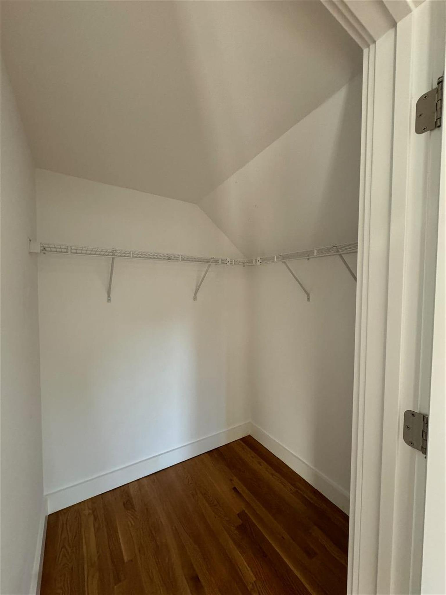 22 Harris Rd, Medford