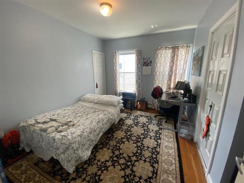 51 Bowen Ave, South Medford