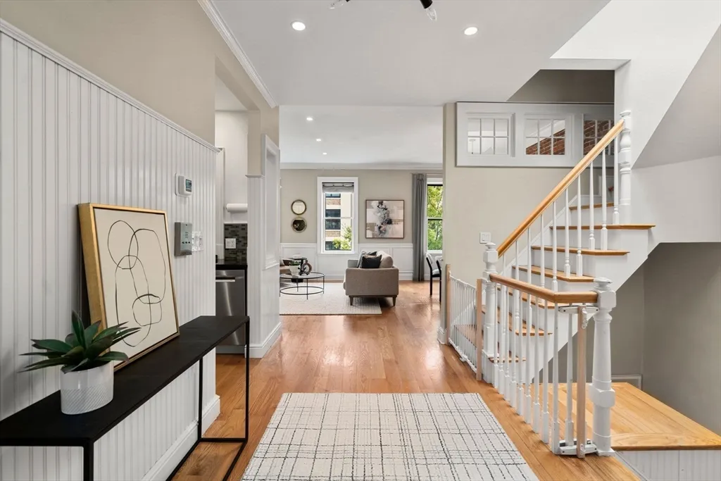 82 Berkeley St, Columbus