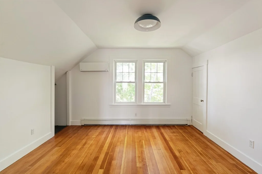 8-10 York Ave, Watertown