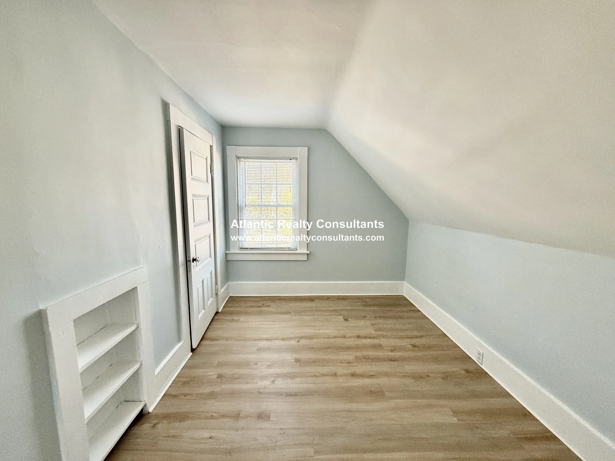 256 Lowell Ave, Newtonville