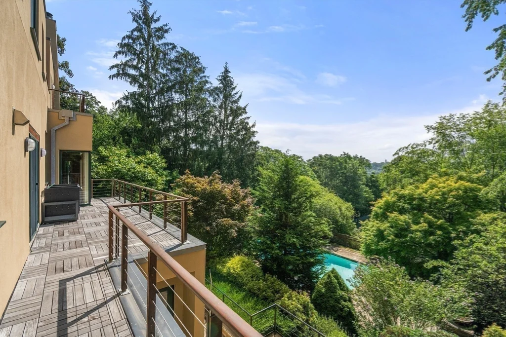 225 Kenrick St, Newton