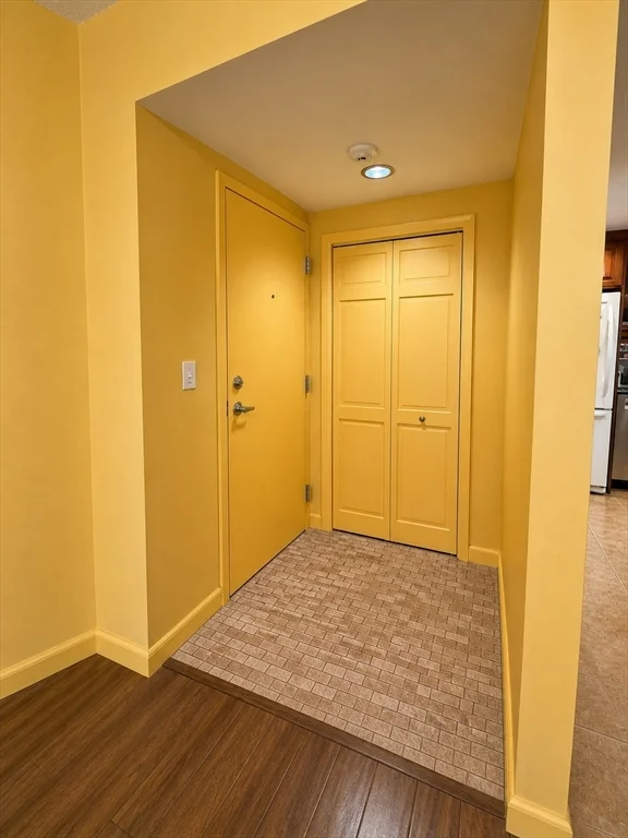 51 John, North Brookline
