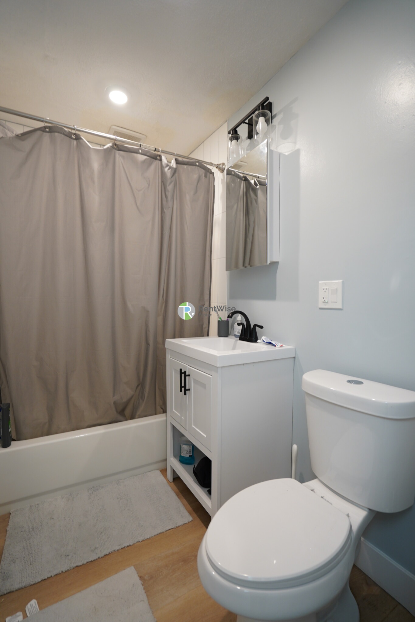 741 East 6th St, South Boston