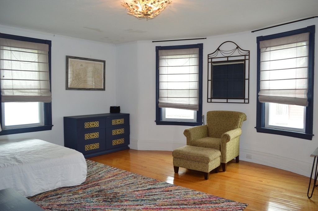 35 Oliver, Framingham