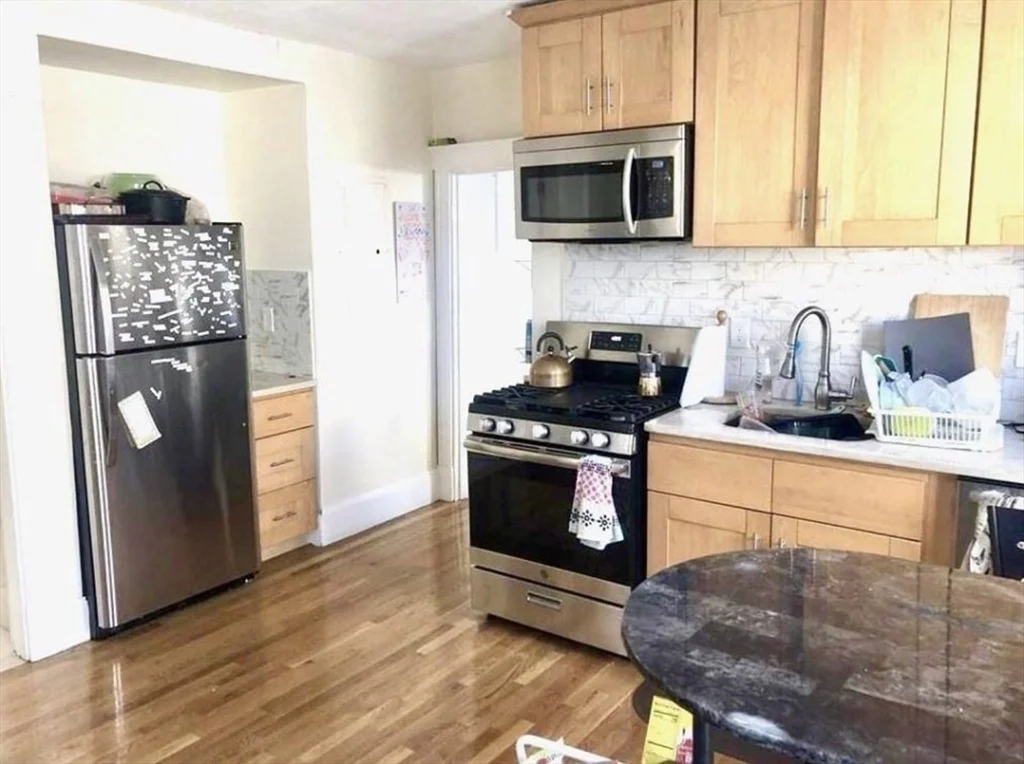 114-116 Thornton St, Roxbury