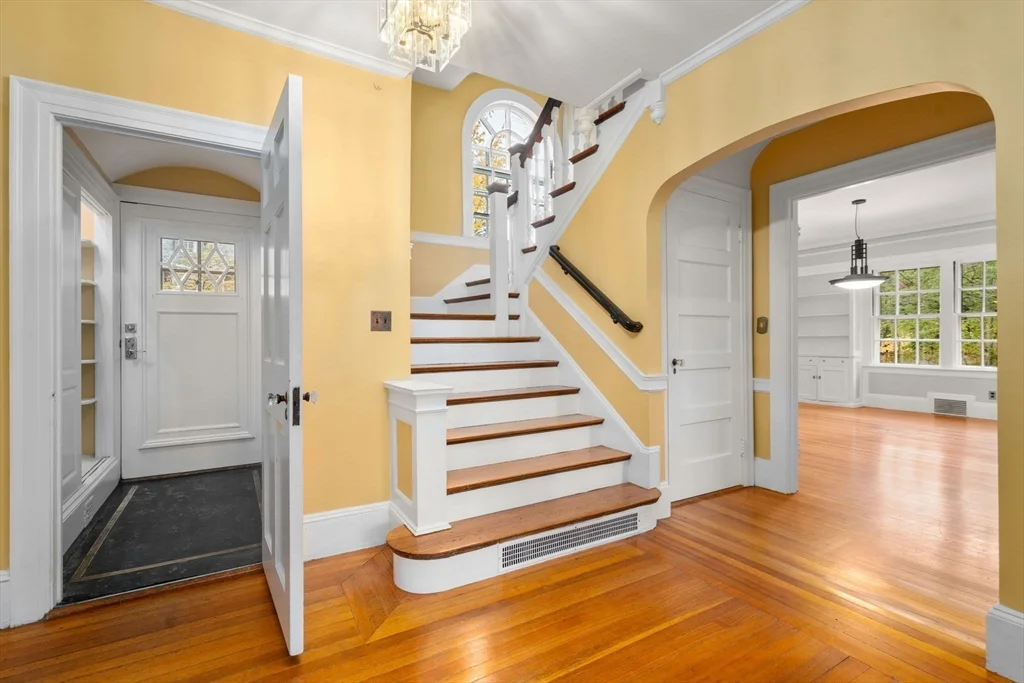 161 Clinton Rd, Fisher Hill