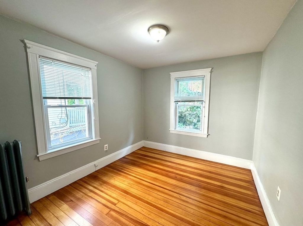 250 Hyde Park Ave, Jamaica Plain