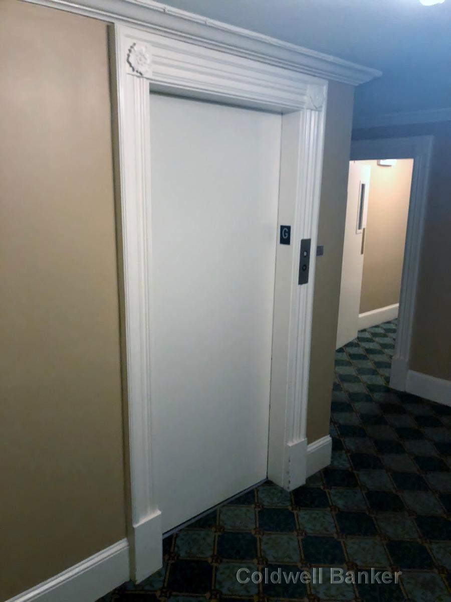 280 Commonwealth Ave, Back Bay