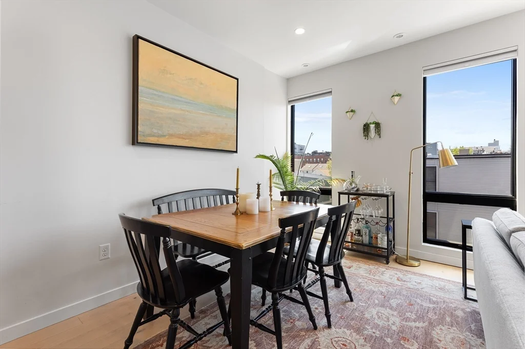 340 West 2nd St, South Boston