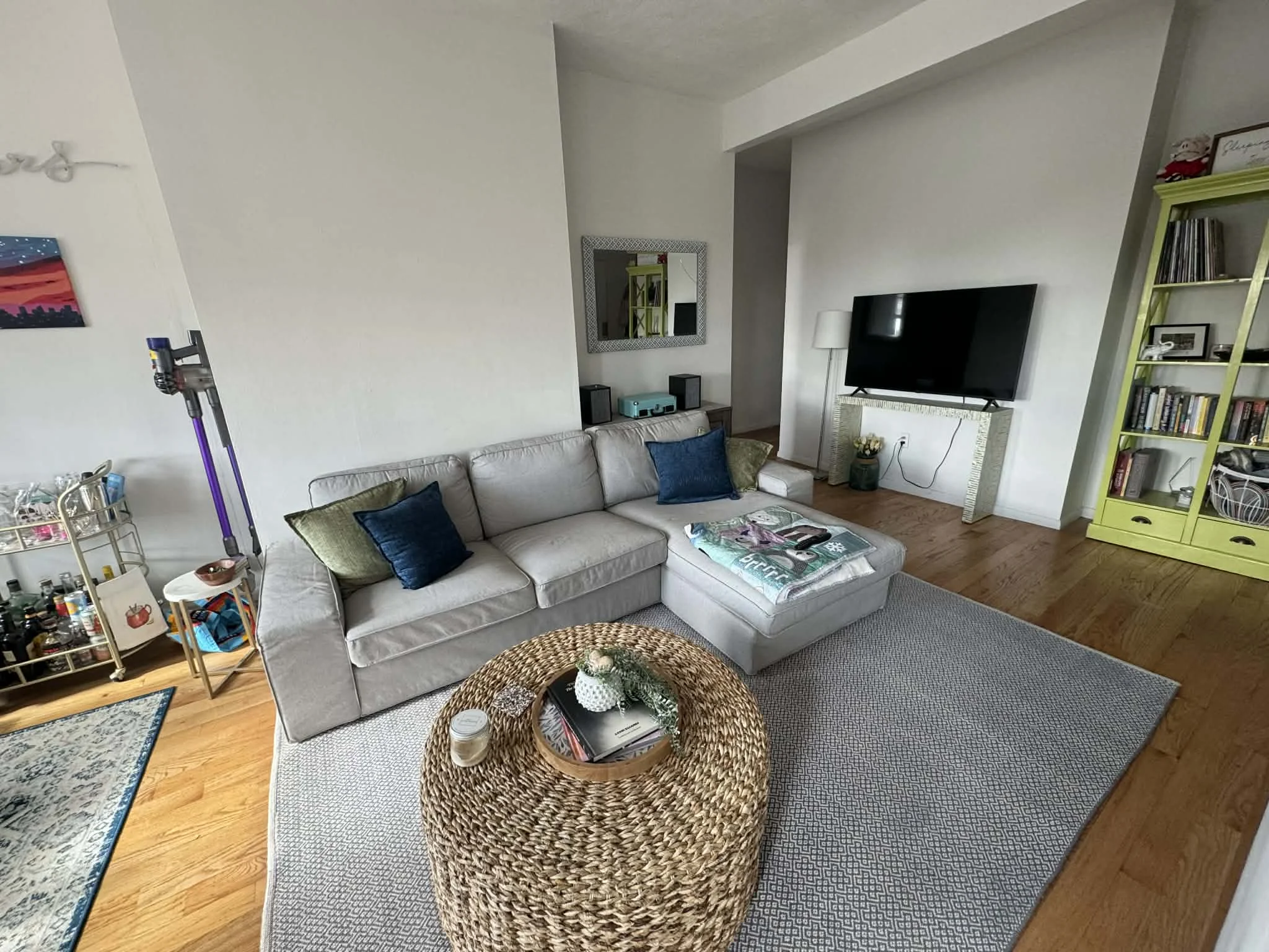 23 Cortes St, Back Bay