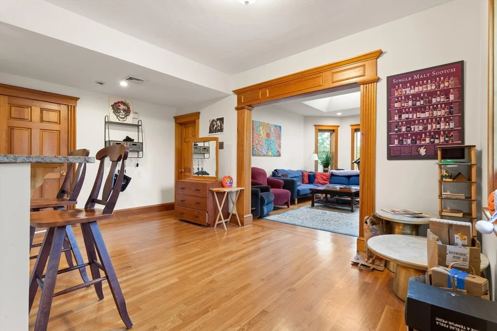 90 Browne St, Coolidge Corner