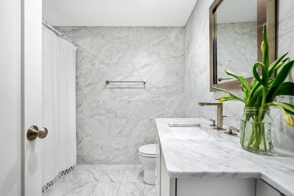 309 E St, South Boston