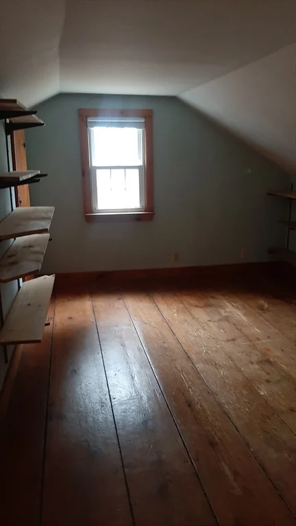 137 E Main St, Northborough