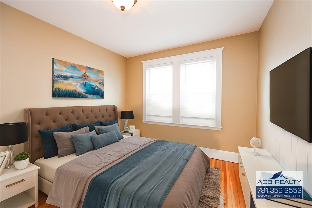 36 Lancaster St, Quincy