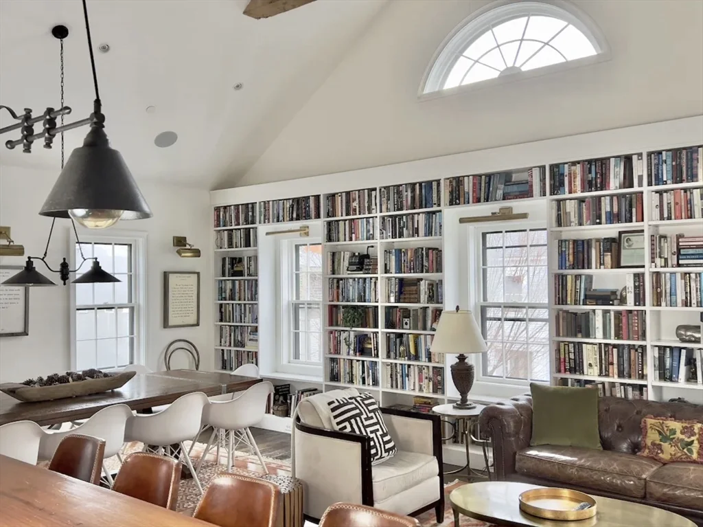 25 Broad St, Nantucket