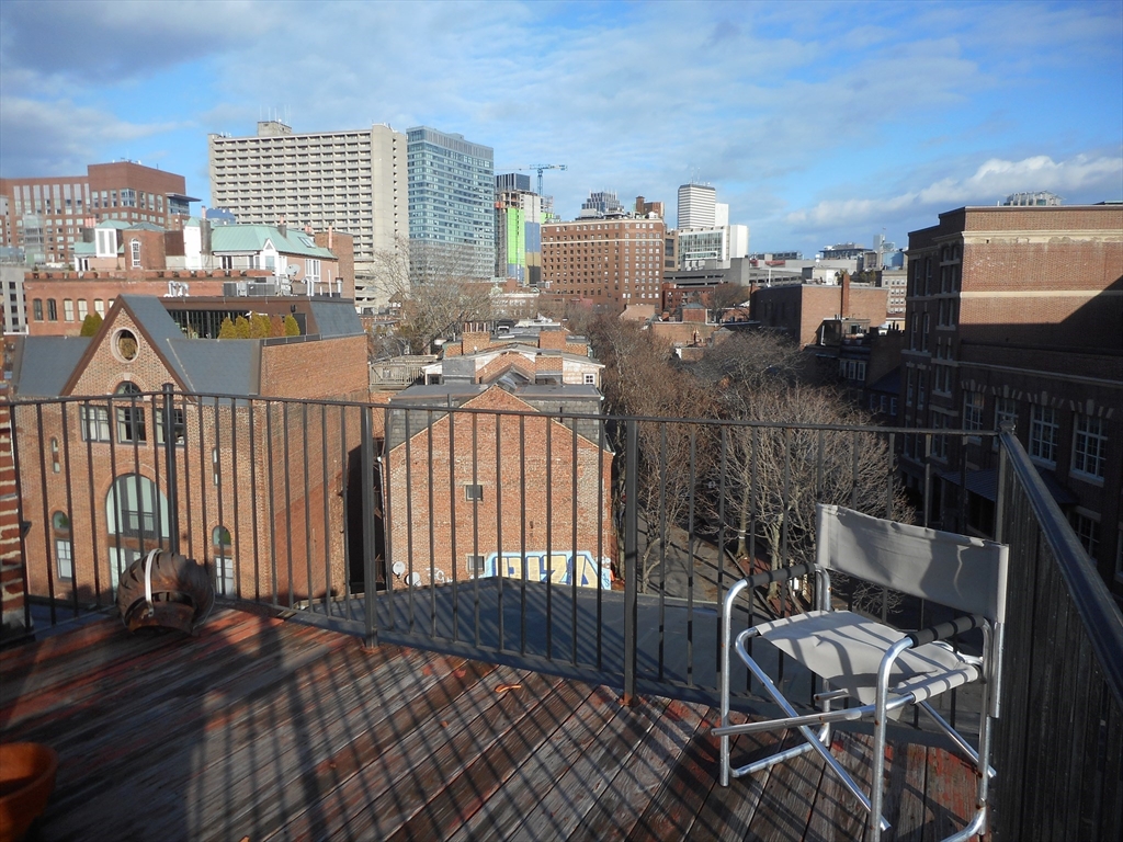 141 Arlington St, South End