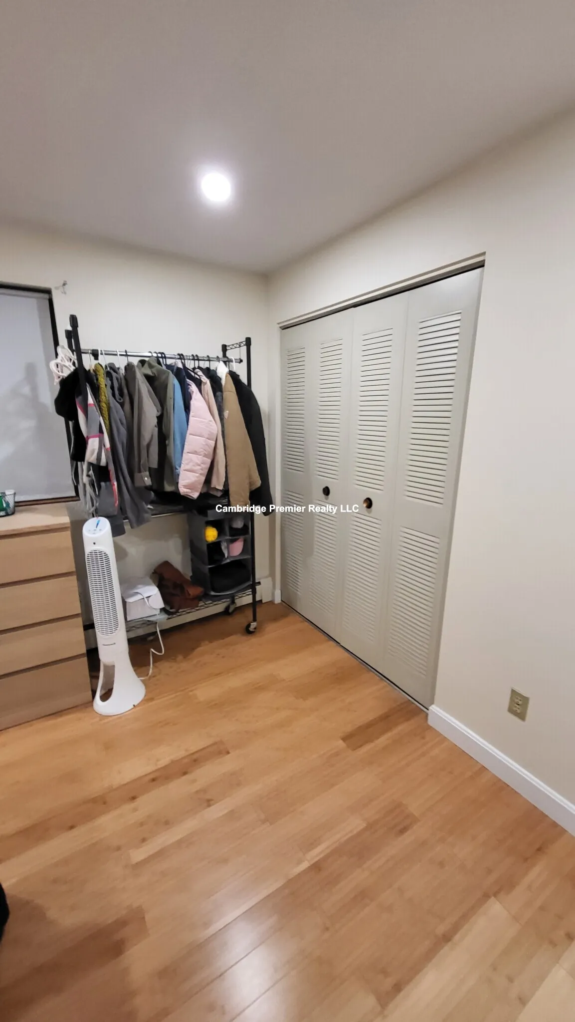 12 Cameron Ave, Teele Square