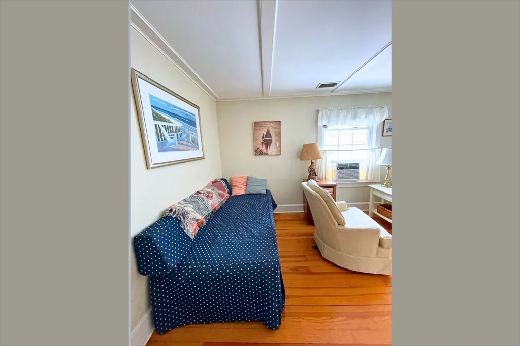 48 Angelica Ave, Mattapoisett