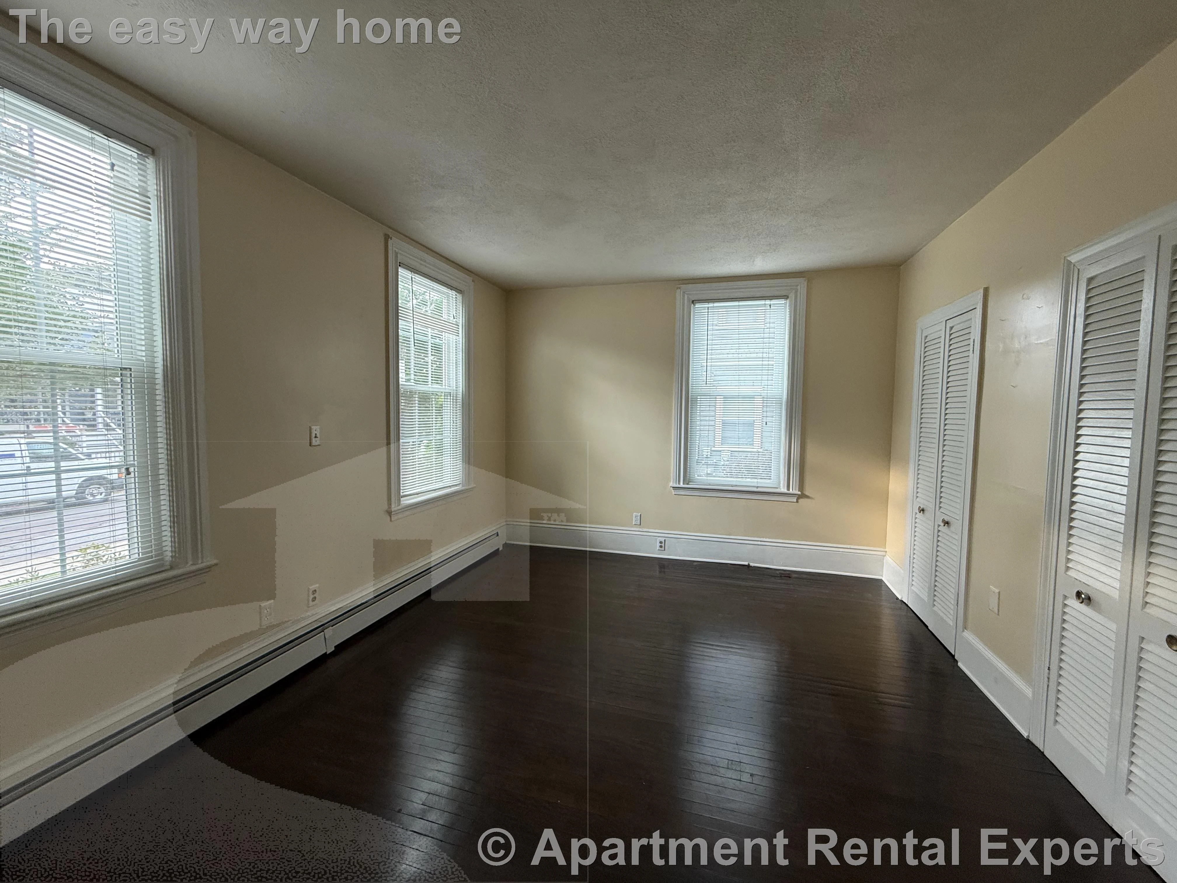 53 Oakland St, Medford Square