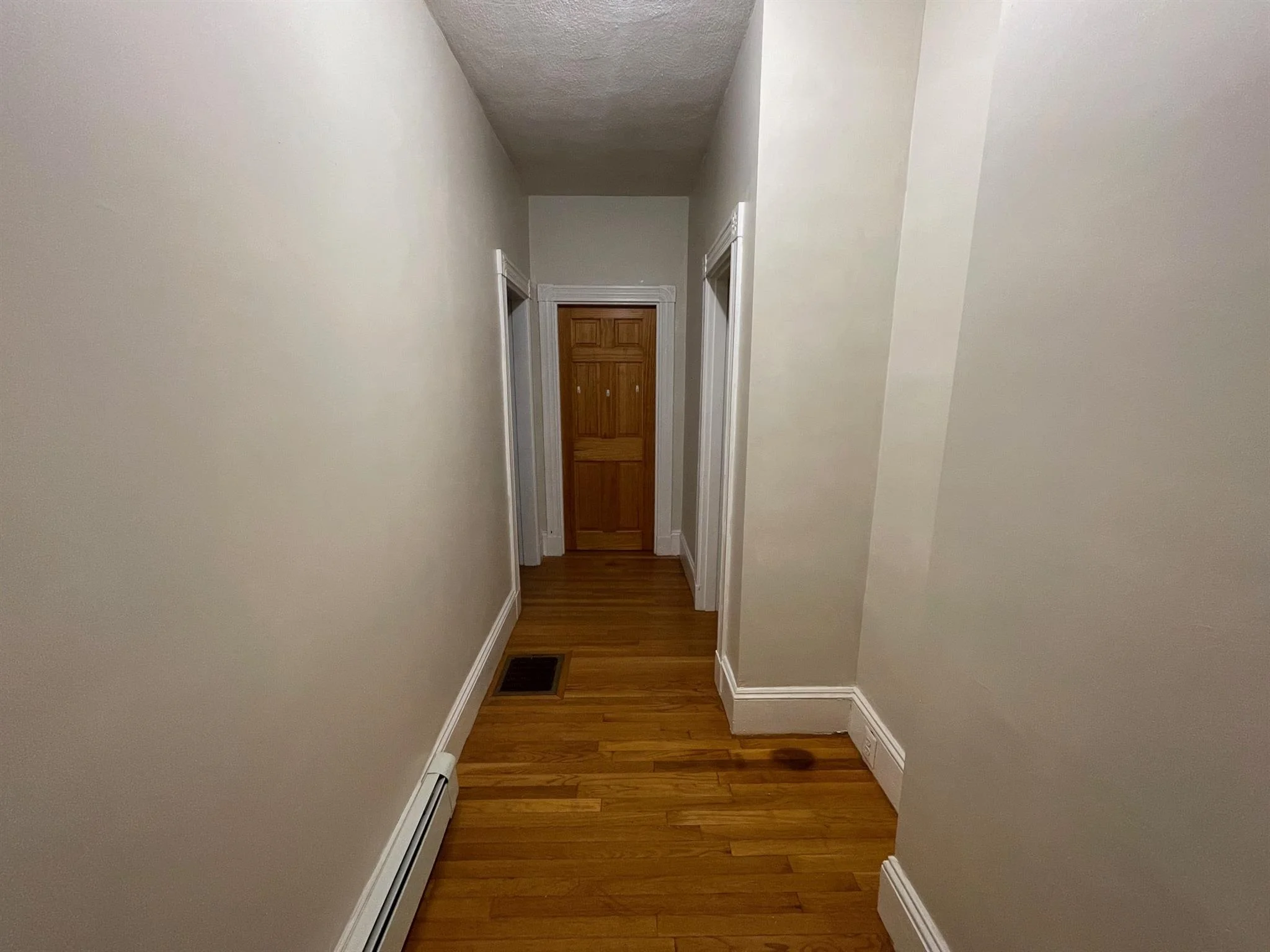 578 Main St, Medford