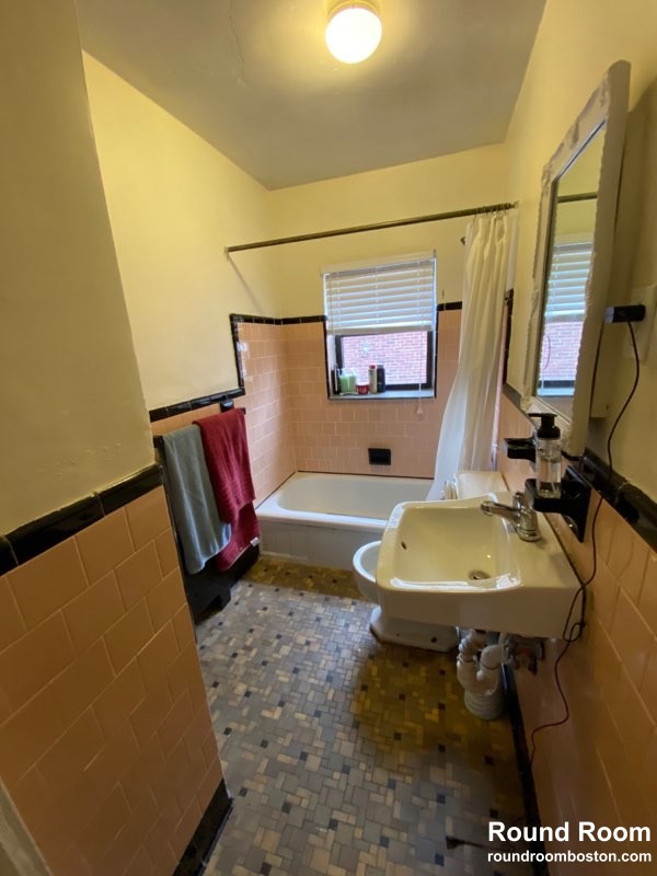 28 Brock St, Oak Square