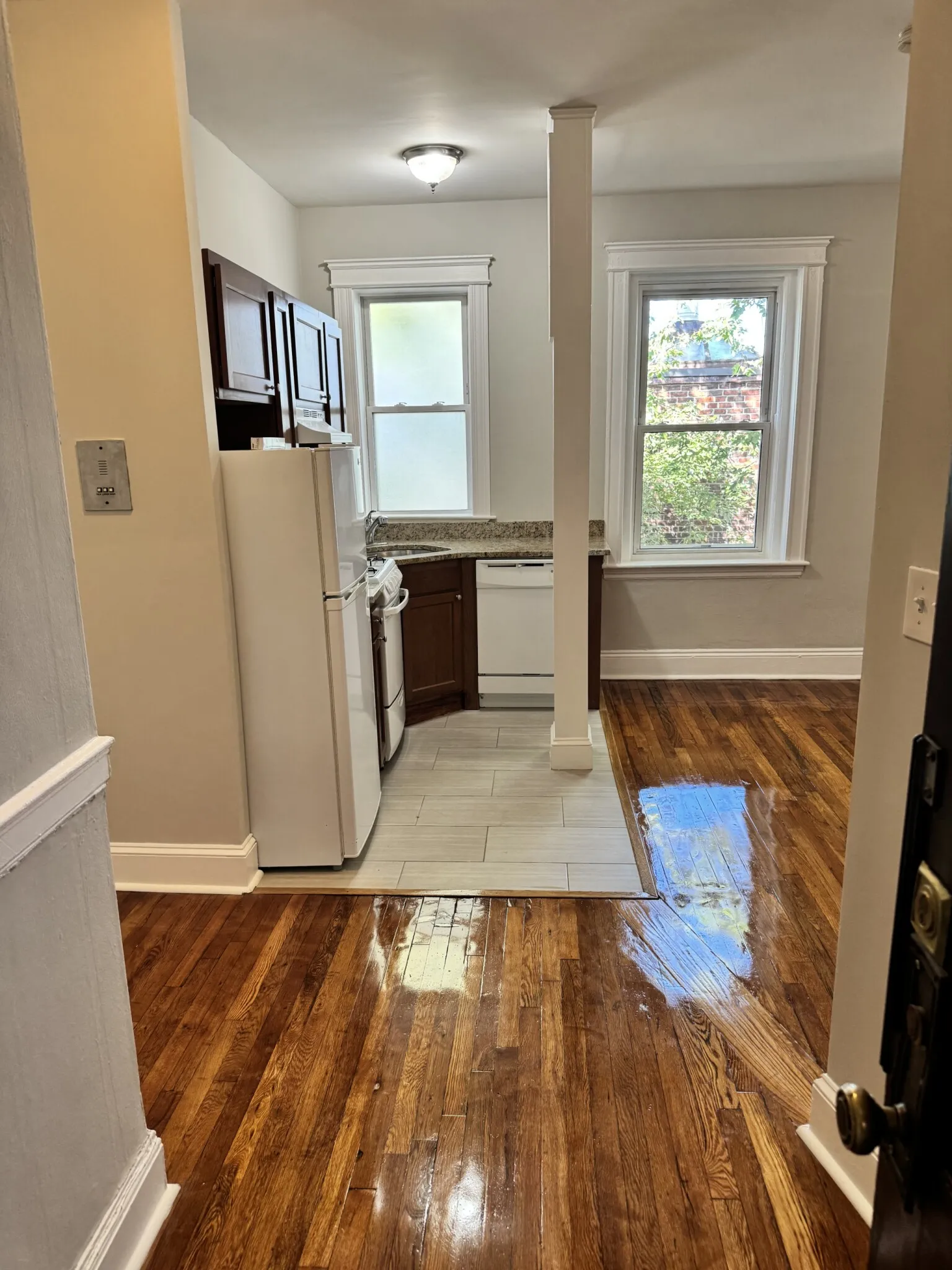 1194 Commonwealth Ave, Brighton