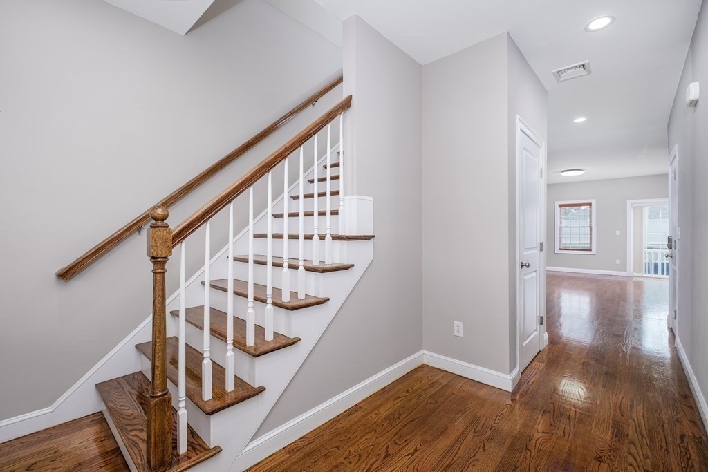 21 Bellevue Ave, Revere