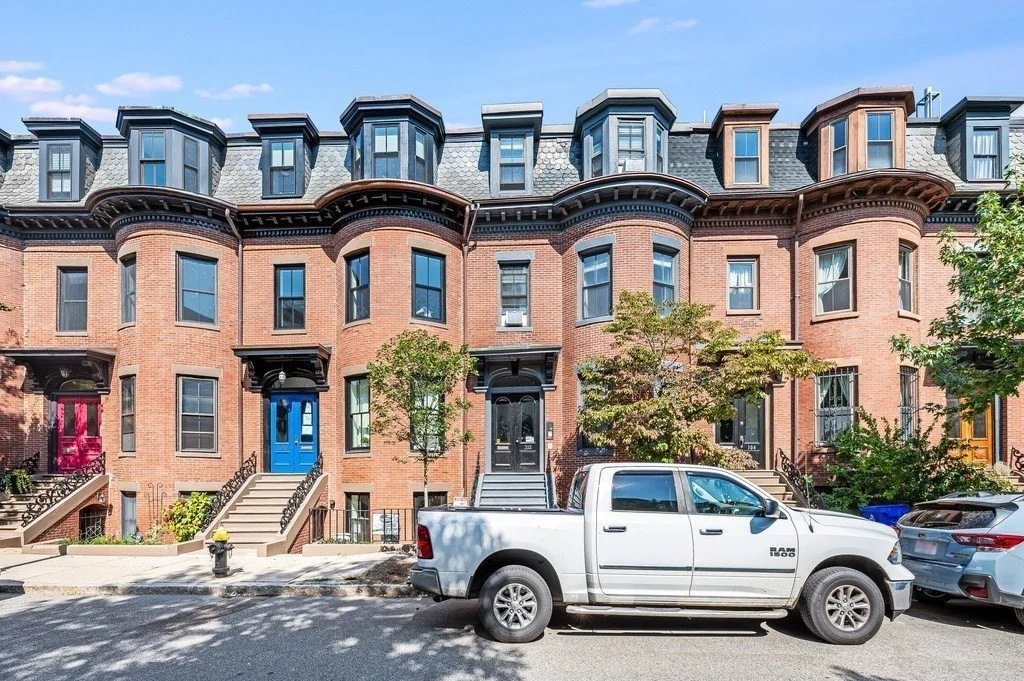 102 E Brookline St, South End