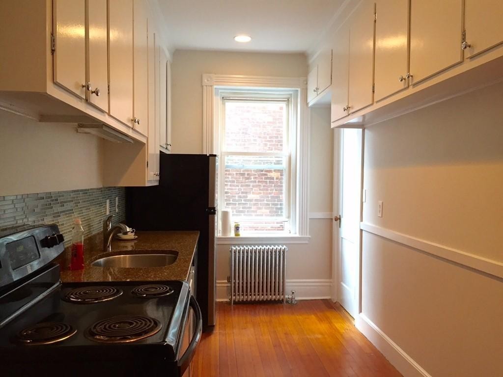 40 Parkman St, Coolidge Corner