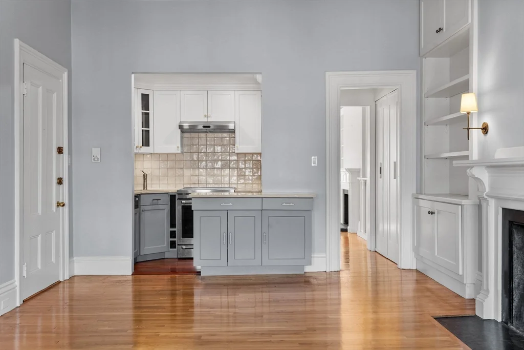 348 Marlborough St, Back Bay